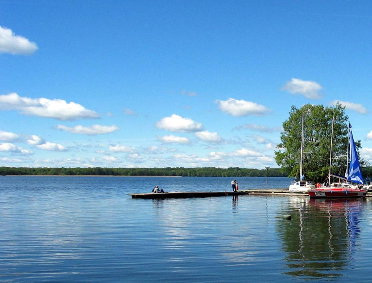 Domek Nad Jeziorem Drawsko Villa Czaplinek Exteriör bild