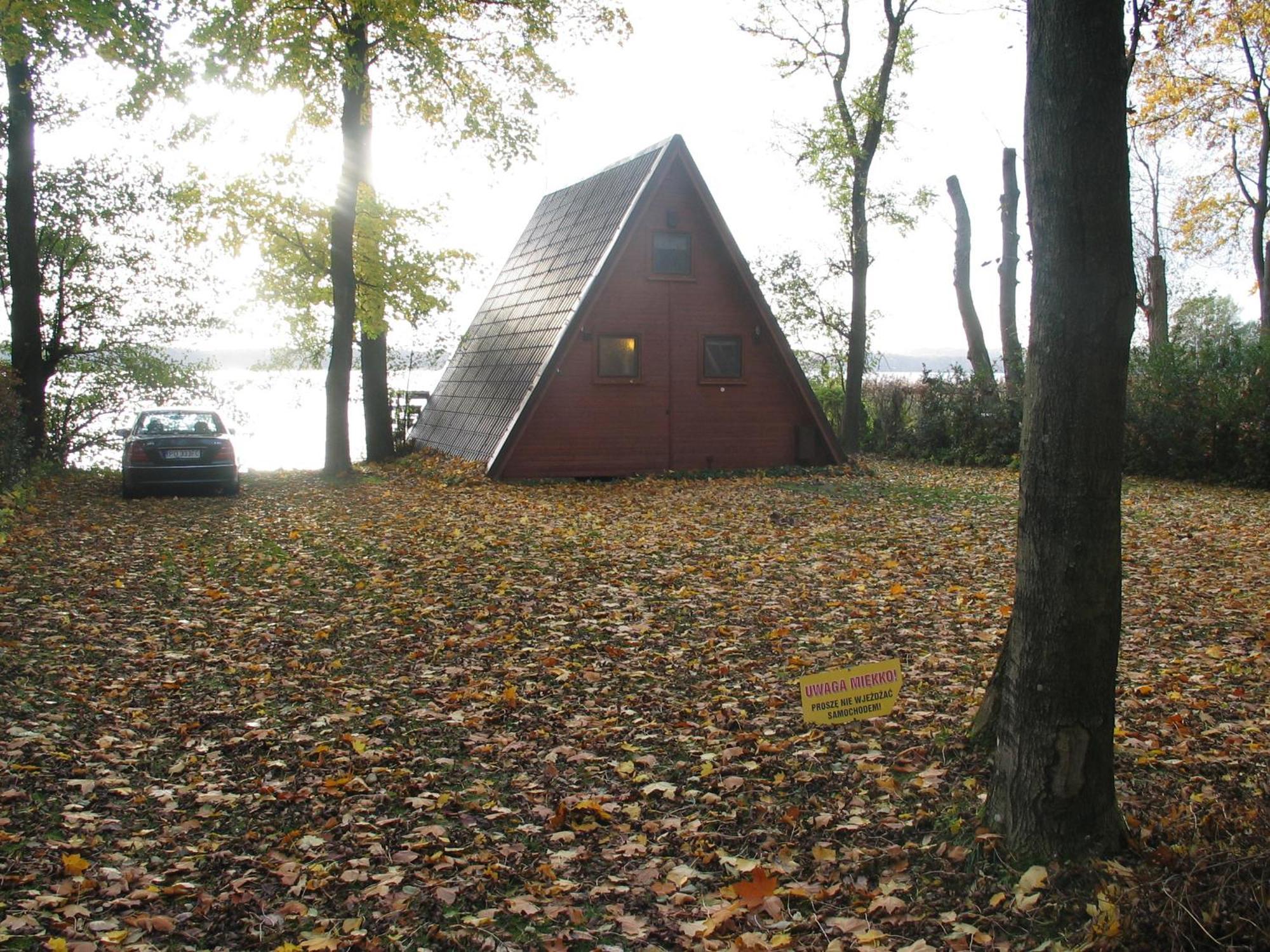 Domek Nad Jeziorem Drawsko Villa Czaplinek Exteriör bild