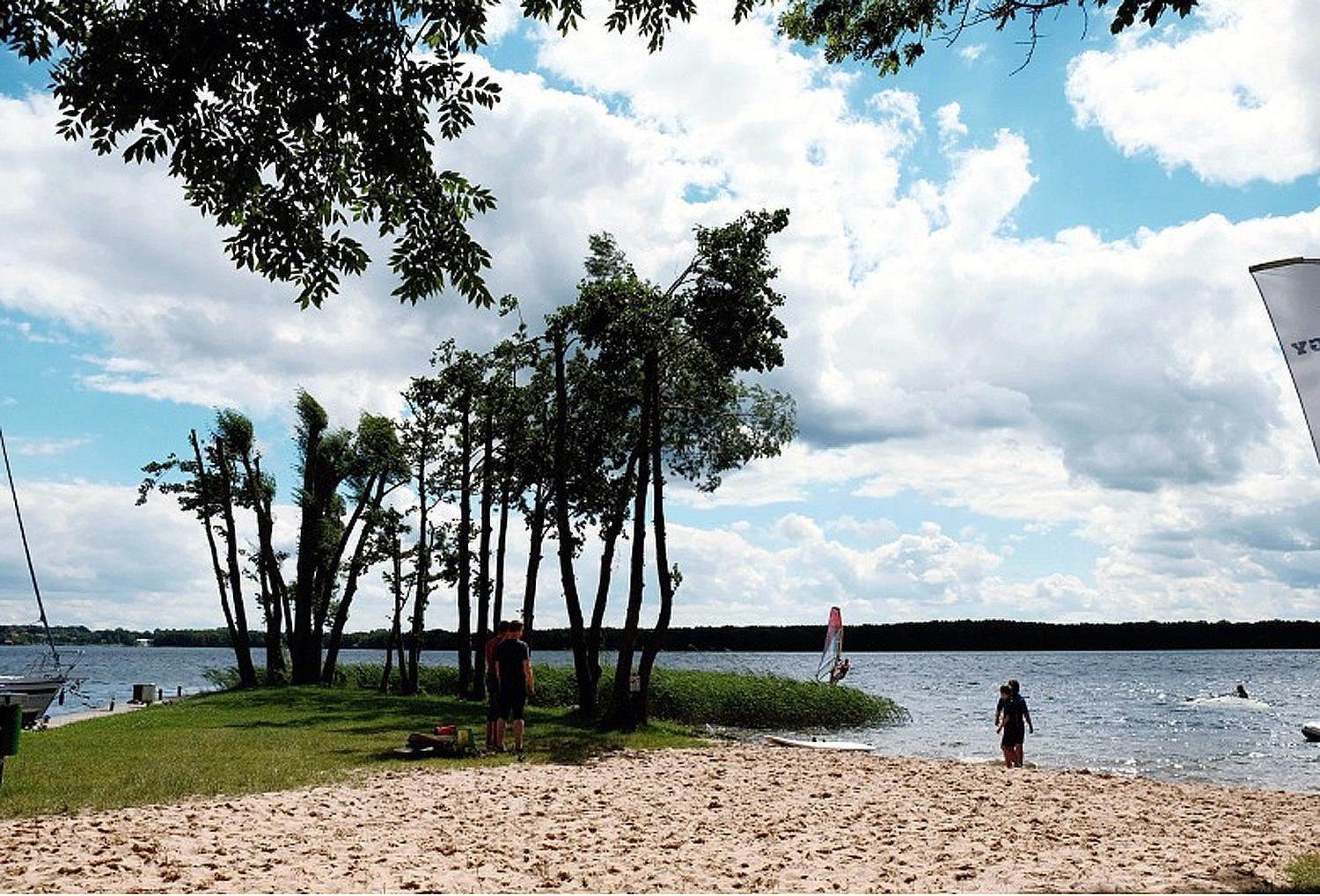 Domek Nad Jeziorem Drawsko Villa Czaplinek Exteriör bild